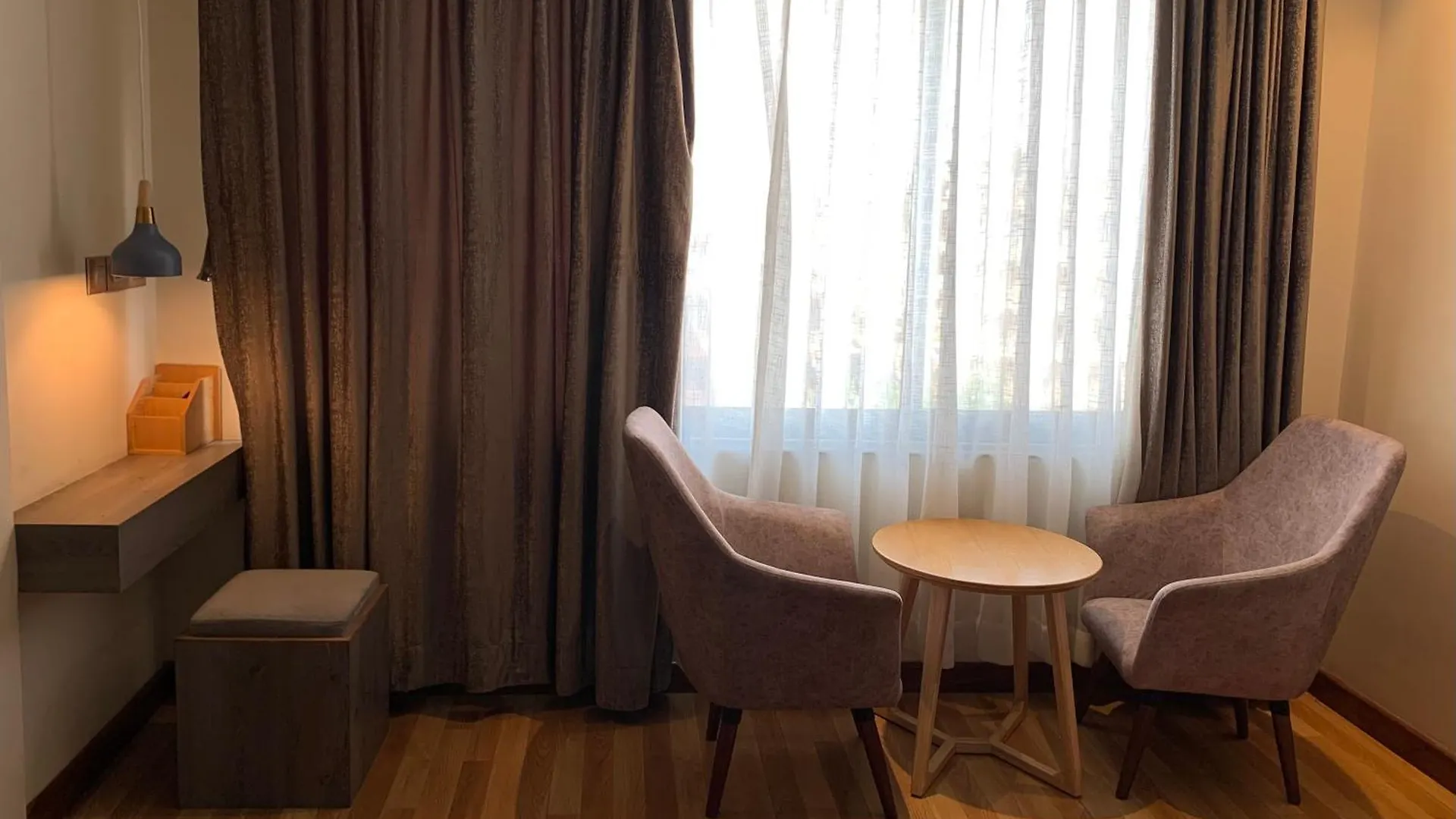 Hotel Flower Kathmandu 3*,